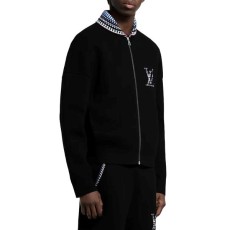 루이비통 보머 니트 자켓 - TJ 공장 【매장 - 리셀가 380만원대】